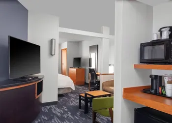 Fairfield Inn & Suites by Marriott Wichita Downtown hotel thumbnail 4