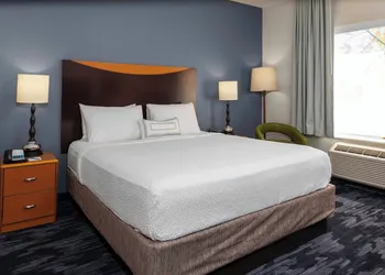 Fairfield Inn & Suites by Marriott Wichita Downtown hotel thumbnail 6