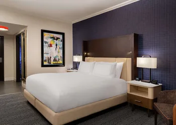 Hilton Austin hotel thumbnail 4