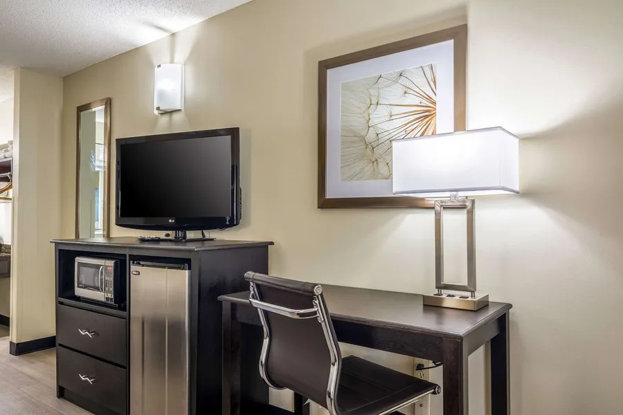 Quality Inn University Area hotel detail image 6