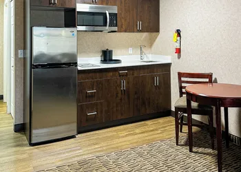 Prestige Aberdeen Lodge Kamloops hotel thumbnail 6