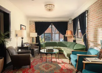 Granada Hotel & Bistro hotel thumbnail 2