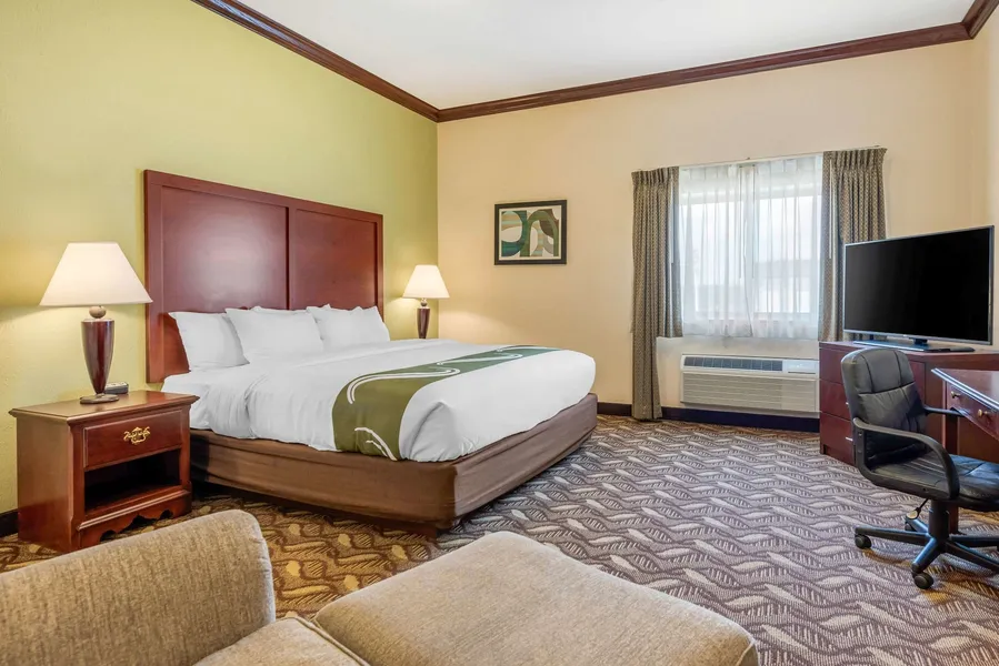 Quality Inn & Suites Zanesville City Center hotel detail image 6