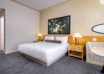21c Museum Hotel Bentonville hotel thumbnail 6