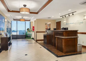 Pier House 60 Clearwater Beach Marina Hotel hotel thumbnail 3