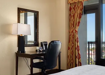 Pier House 60 Clearwater Beach Marina Hotel hotel thumbnail 5