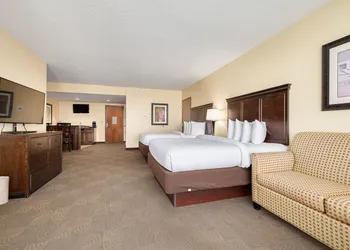 Pier House 60 Clearwater Beach Marina Hotel hotel thumbnail 8