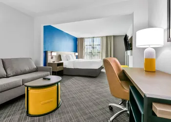 Comfort Inn & Suites Grand Blanc/Flint hotel thumbnail 5