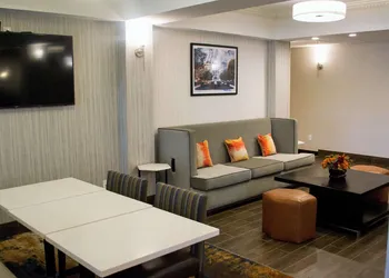 Hampton Inn Marion hotel thumbnail 4
