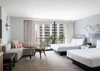Waikiki Beach Marriott Resort & Spa hotel thumbnail 3