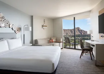 Waikiki Beach Marriott Resort & Spa hotel thumbnail 4