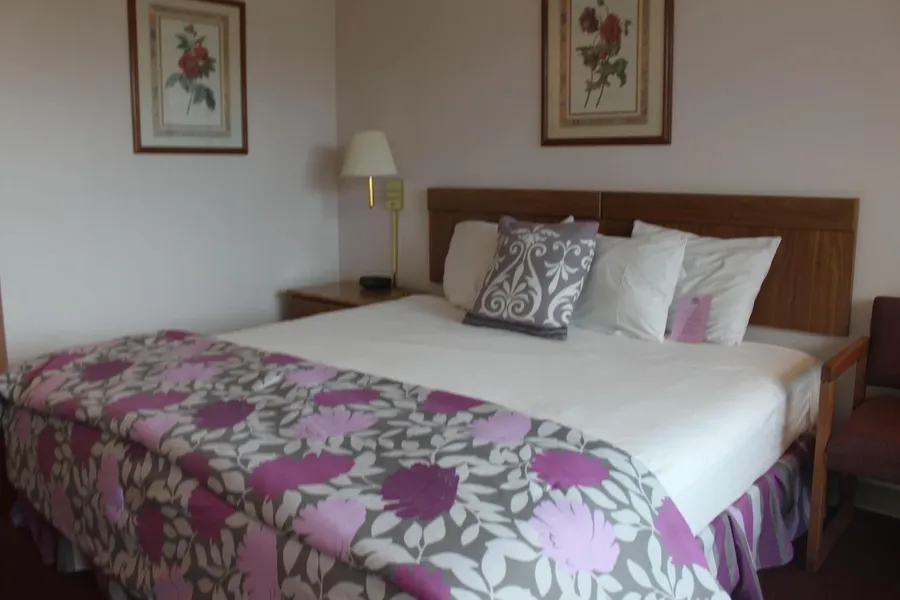 Ozark Valley Lodge hotel detail image 6