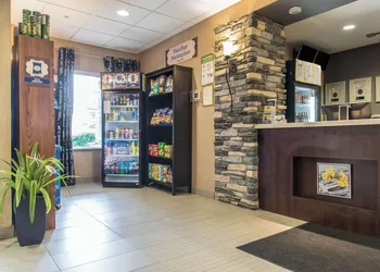 Mainstay Suites Winnipeg hotel thumbnail 6