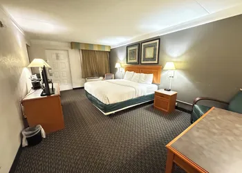 Rodeway Inn hotel thumbnail 6