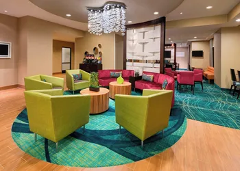 SpringHill Suites by Marriott Mishawaka-University Area hotel thumbnail 2