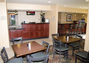 Cobblestone Inn & Suites - Bloomfield hotel thumbnail 4