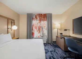 Fairfield Inn & Suites by Marriott Cumberland hotel thumbnail 6
