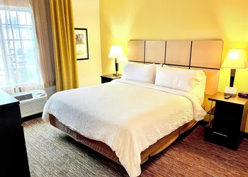 Candlewood Suites Winnemucca by IHG hotel thumbnail 7