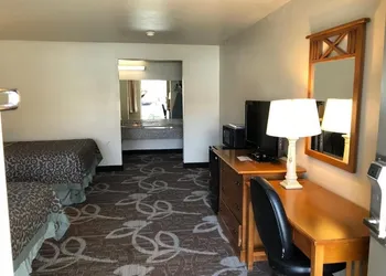 Royal Inn Provo hotel thumbnail 5