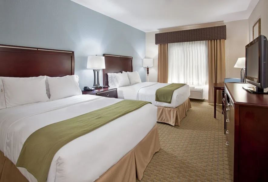 Holiday Inn Express Hotel & Suites Pittsburg by IHG hotel detail image 2