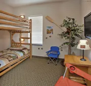 Holiday Inn Express Hotel & Suites Pittsburg by IHG hotel detail image 4