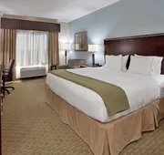 Holiday Inn Express Hotel & Suites Pittsburg by IHG hotel detail image 5