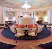 Hotel Roanoke & Conference Ctr, Curio Collection by Hilton hotel detail image 3