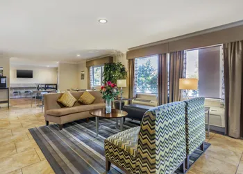 Best Western Plus Pleasanton Inn hotel thumbnail 2