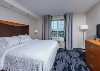 Fairfield Inn & Suites by Marriott New Bedford hotel thumbnail 8