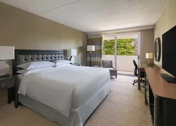 Sheraton Greensboro at Four Seasons hotel thumbnail 8