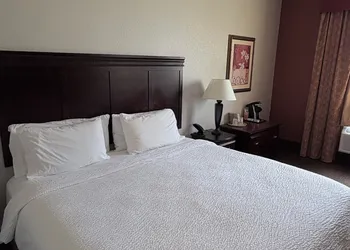 Country Inn & Suites by Radisson, Terrell hotel thumbnail 5