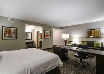 Hampton Inn Foley hotel thumbnail 7