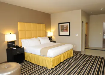 Holiday Inn Express Covington-Madisonville by IHG hotel thumbnail 7