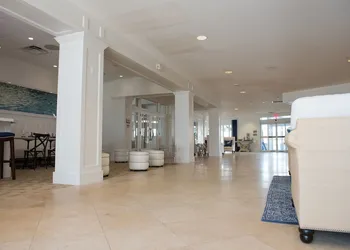 ICONA Avalon hotel thumbnail 3