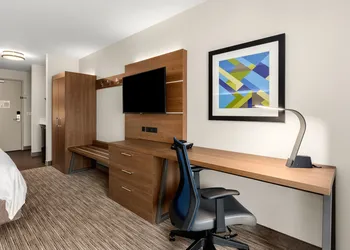 Holiday Inn Express Suites Sumner by IHG hotel thumbnail 5