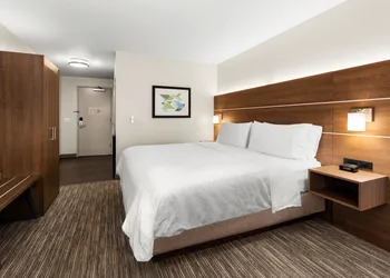 Holiday Inn Express Suites Sumner by IHG hotel thumbnail 7