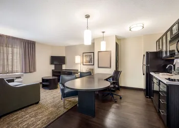Sonesta Simply Suites Silicon Valley Santa Clara hotel thumbnail 7