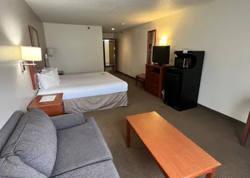 Serena Inn & Suites - Sundance hotel thumbnail 5