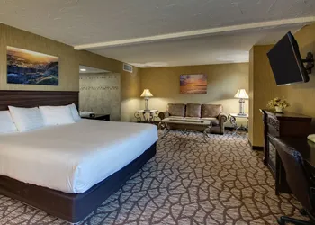 EverSpring Inn hotel thumbnail 5