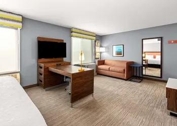Hampton Inn & Suites Fairbanks hotel thumbnail 6