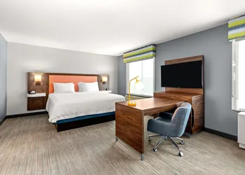 Hampton Inn & Suites Fairbanks hotel thumbnail 7
