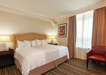 Grand Galvez Resort, Autograph Collection hotel thumbnail 6