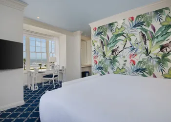 Grand Galvez Resort, Autograph Collection hotel thumbnail 8