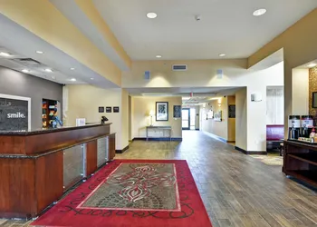 Hampton Inn & Suites Peoria at Grand Prairie, IL hotel thumbnail 3