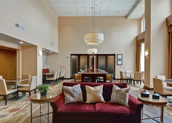 Hampton Inn & Suites Peoria at Grand Prairie, IL hotel thumbnail 4