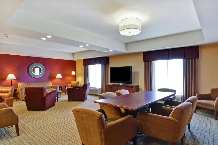 Hampton Inn & Suites Peoria at Grand Prairie, IL hotel detail image 6