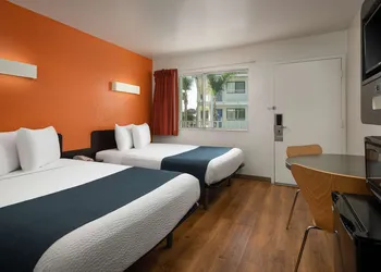 Motel 6-Carpinteria CA - Santa Barbara - North hotel thumbnail 3