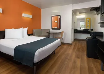 Motel 6-Carpinteria CA - Santa Barbara - North hotel thumbnail 7