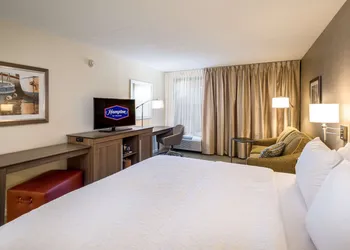 Hampton Inn Waterville hotel thumbnail 7