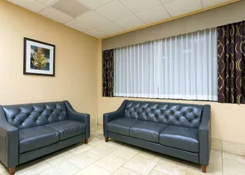 Ramada by Wyndham Lake Placid hotel thumbnail 2